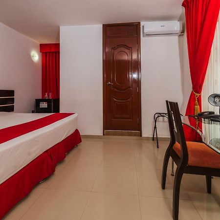 Hotel B´liam Tumbes Buitenkant foto