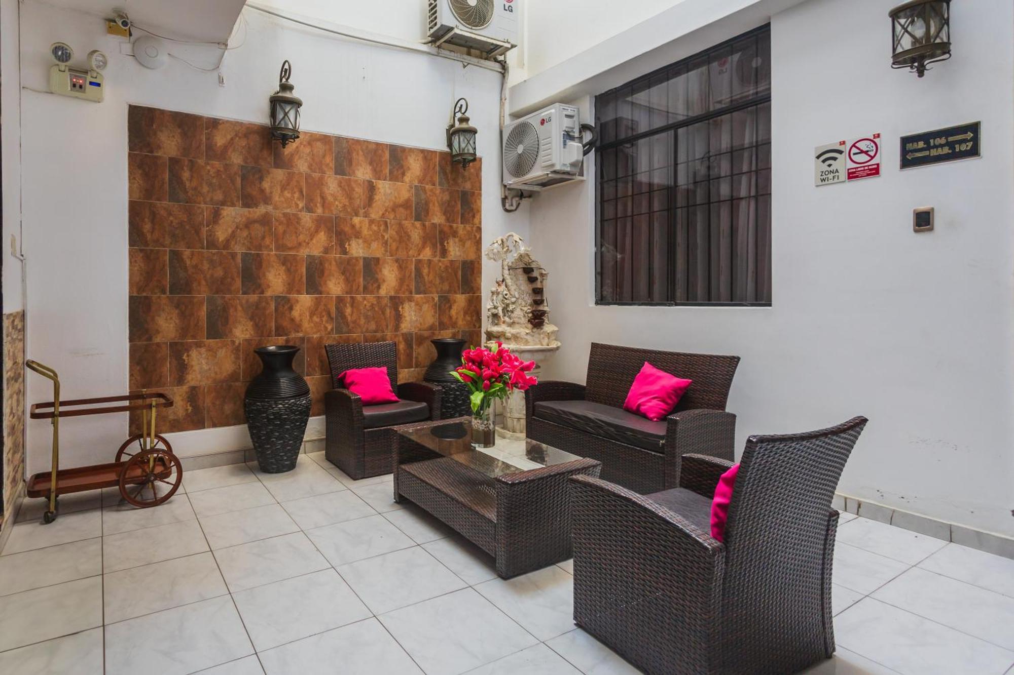 Hotel B´liam Tumbes Buitenkant foto